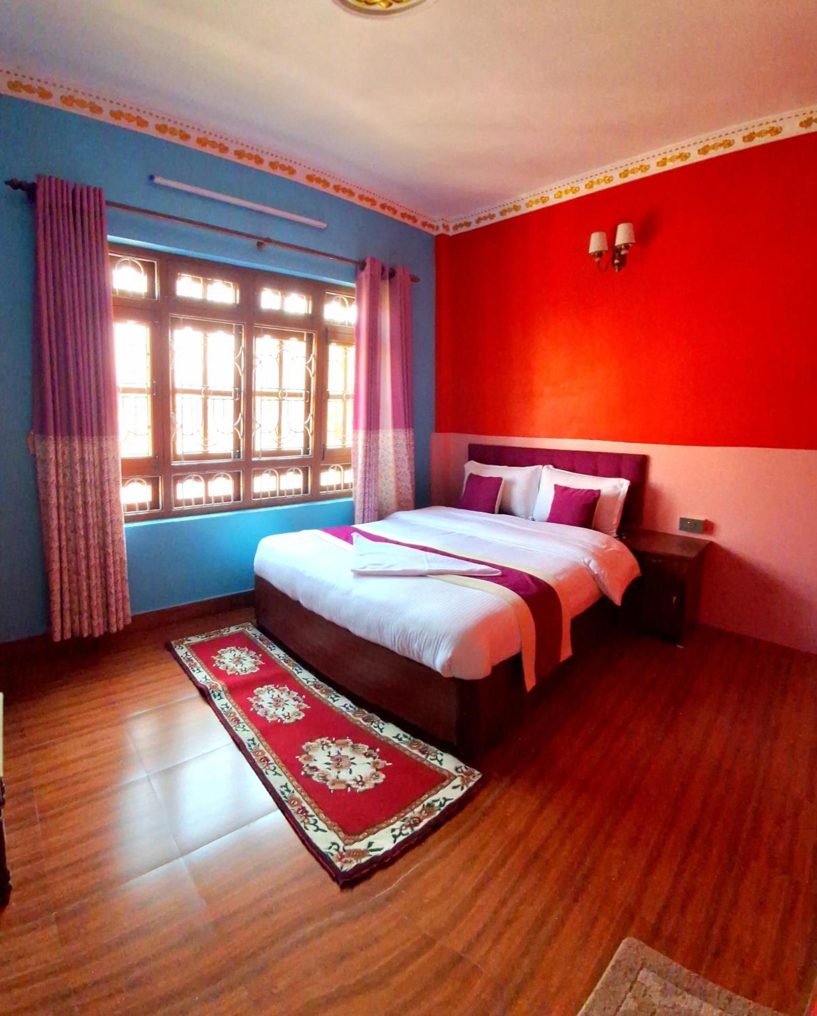 Dragon Homestay Bhaktapur Bagian luar foto